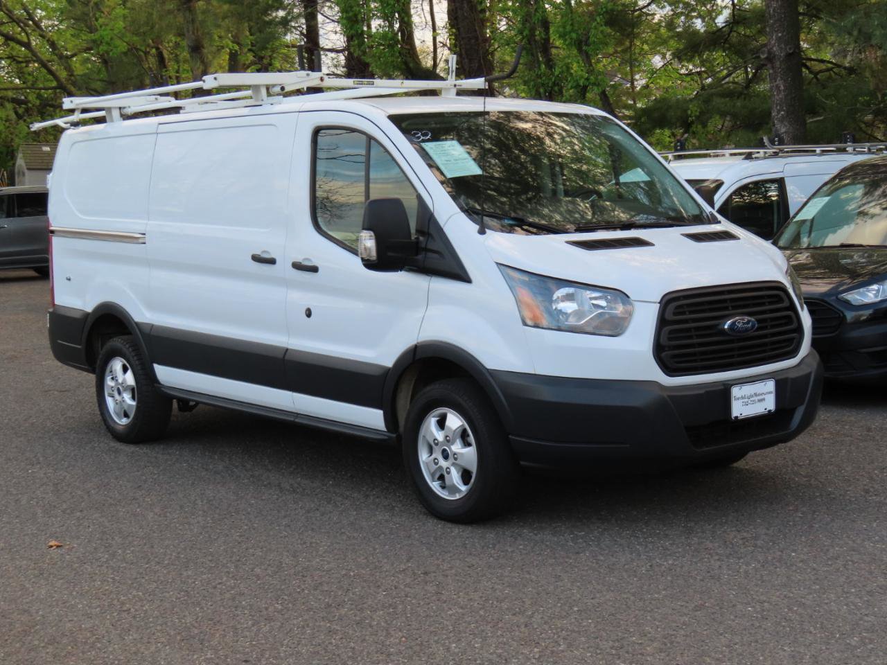 Used 2018 Ford Transit 250 130 Low Roof RWD image 23