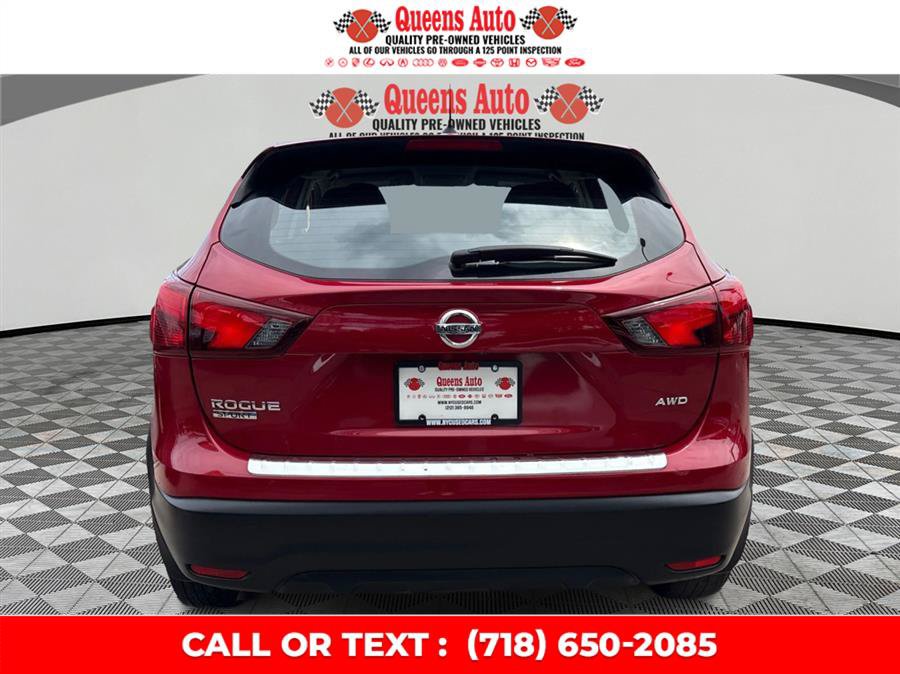 Used 2017 Nissan Rogue Sport S w/ S Appearance Package AWD/4WD image 5