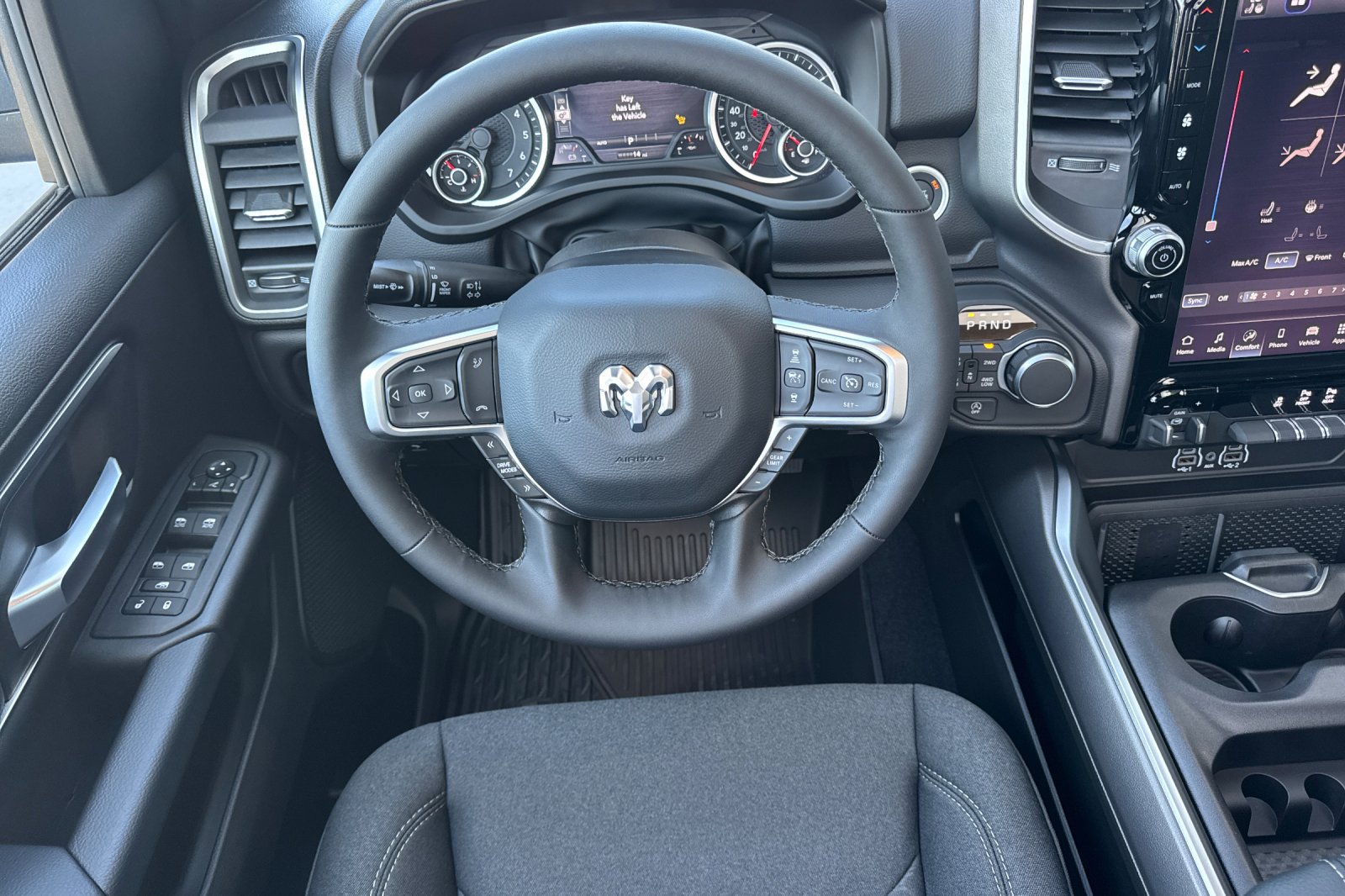 New 2026 RAM 1500 Big Horn AWD/4WD image 14