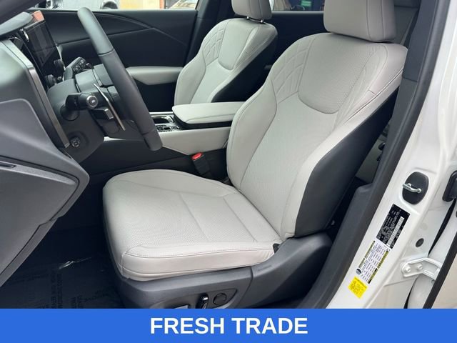 Used 2025 Lexus RX 350 Premium w/ Accessory Package image 16
