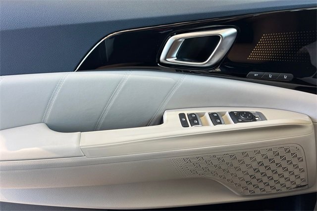 New 2026 Kia Carnival SX Prestige image 12