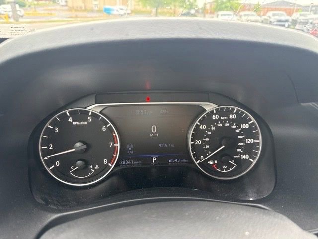 Used 2025 Nissan Altima 2.5 SV FWD image 16