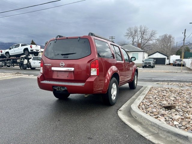 Used 2008 Nissan Pathfinder S image 4