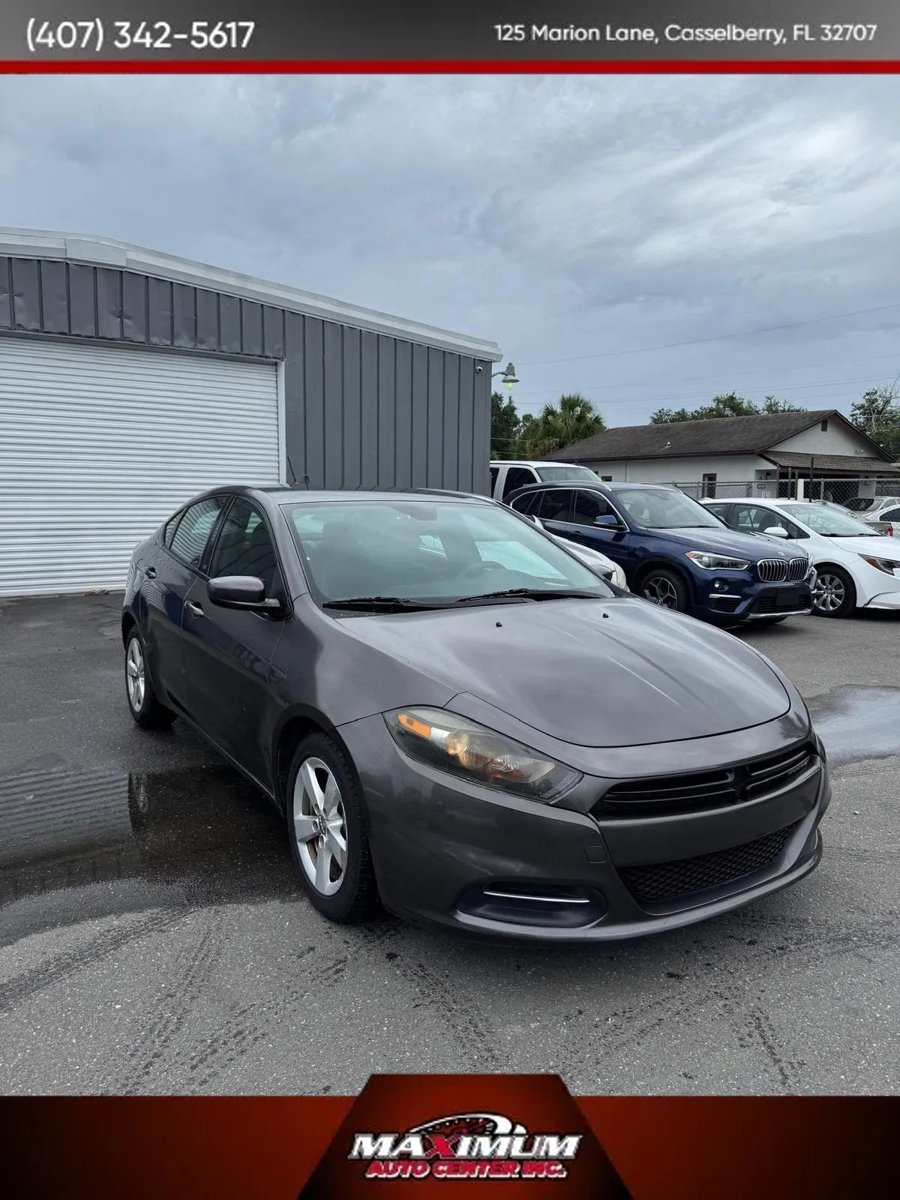 Used 2016 Dodge Dart SXT FWD image 1