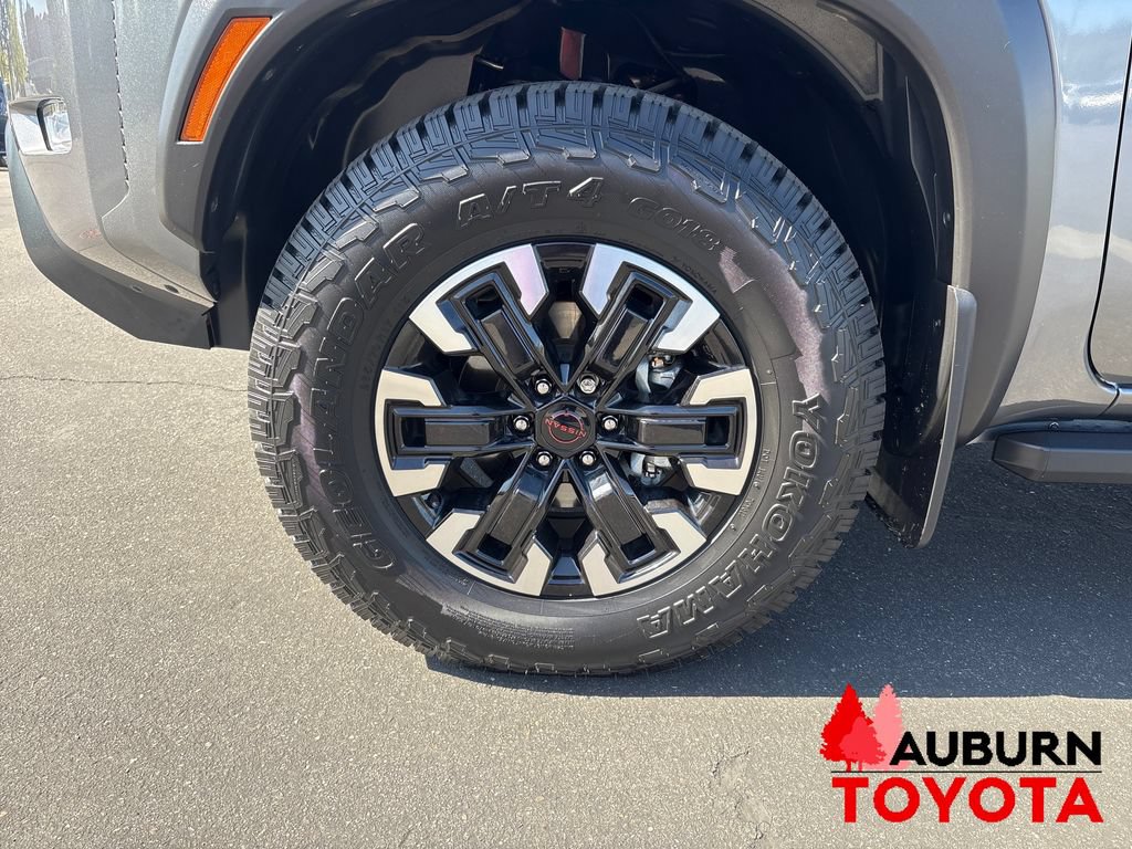 Used 2023 Nissan Frontier PRO-4X w/ Technology Package AWD/4WD image 22