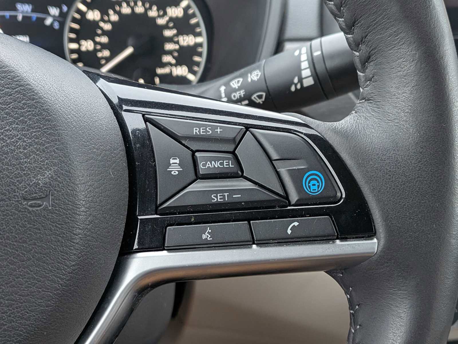 Used 2023 Nissan Altima 2.5 SL AWD/4WD image 24