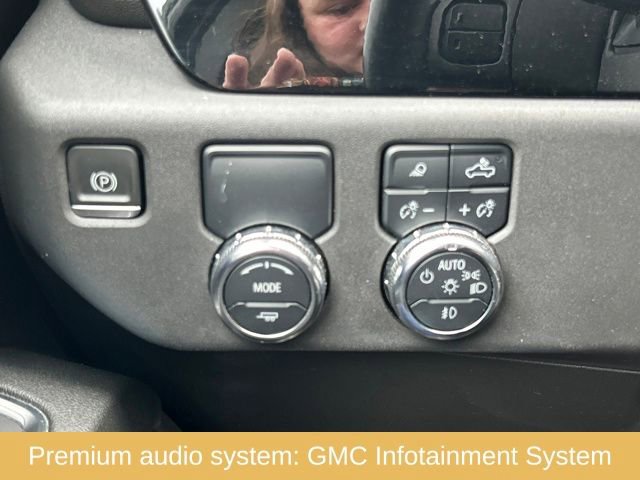 Used 2024 GMC Sierra 1500 SLT image 12
