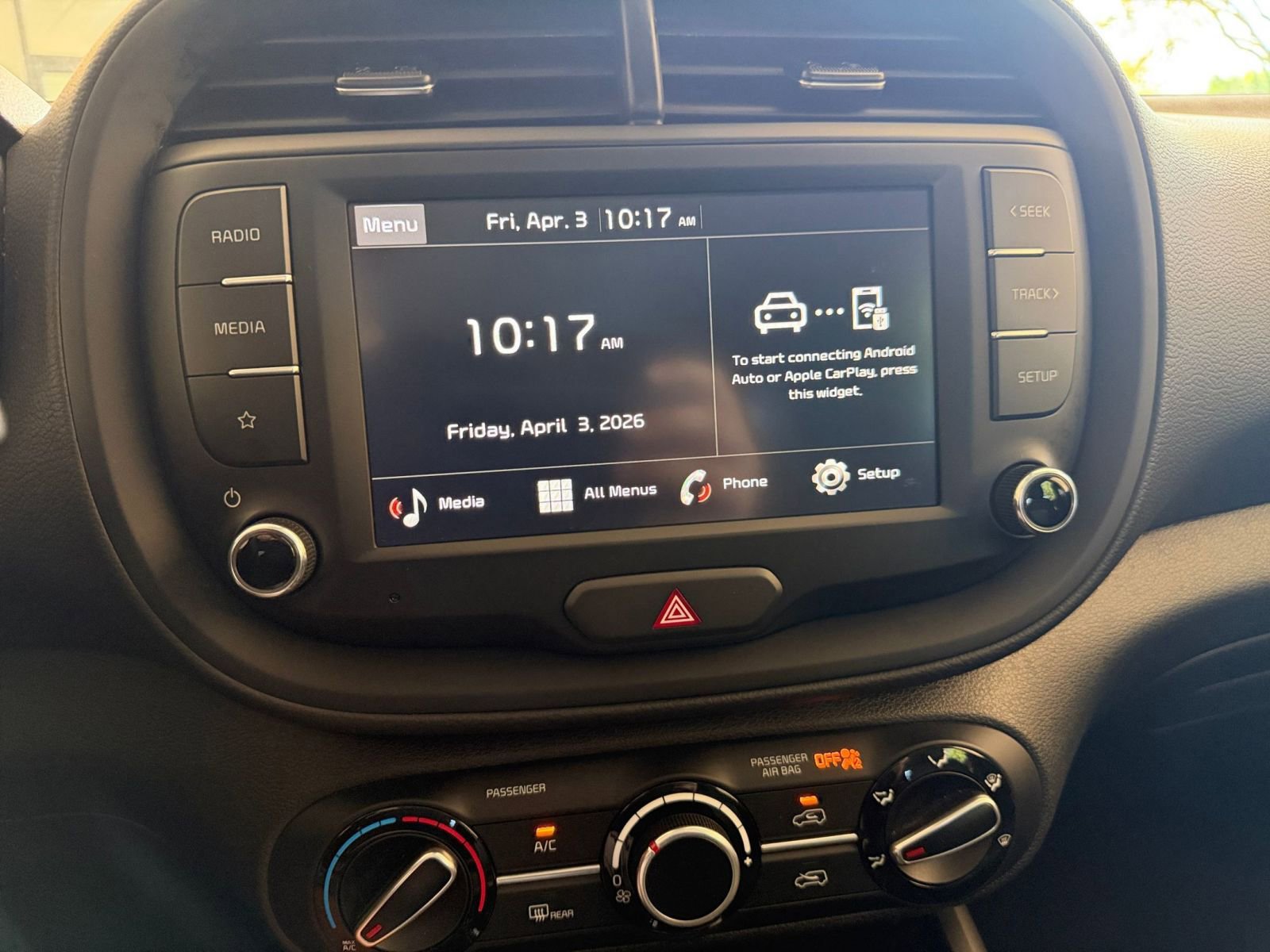 Used 2025 Kia Soul LX w/ LX Technology Package image 17