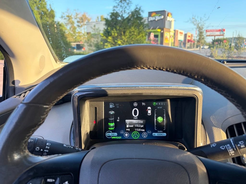 Used 2014 Chevrolet Volt Premium w/ Premium Trim Package FWD image 18