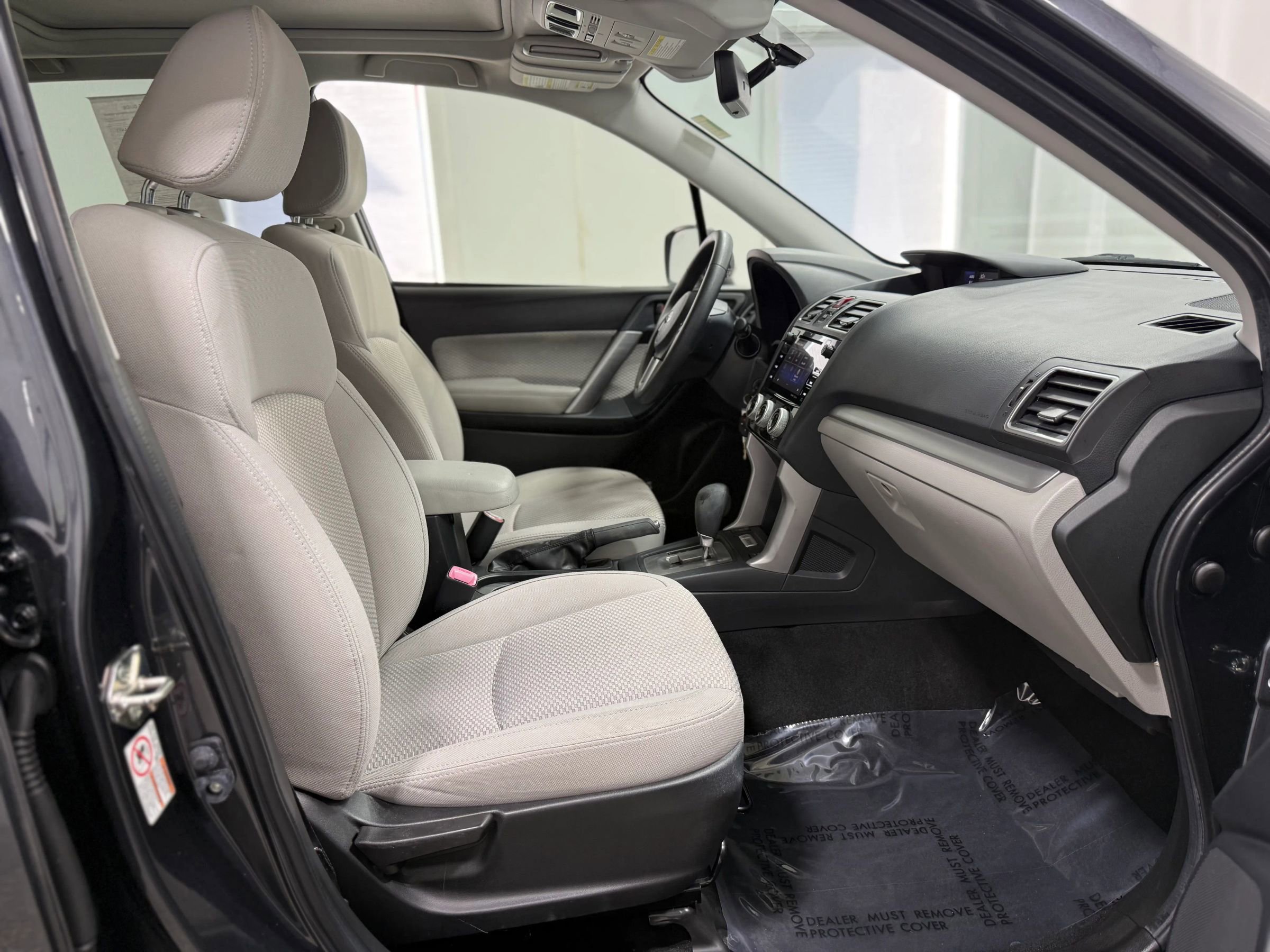 Used 2017 Subaru Forester 2.5i Premium image 29