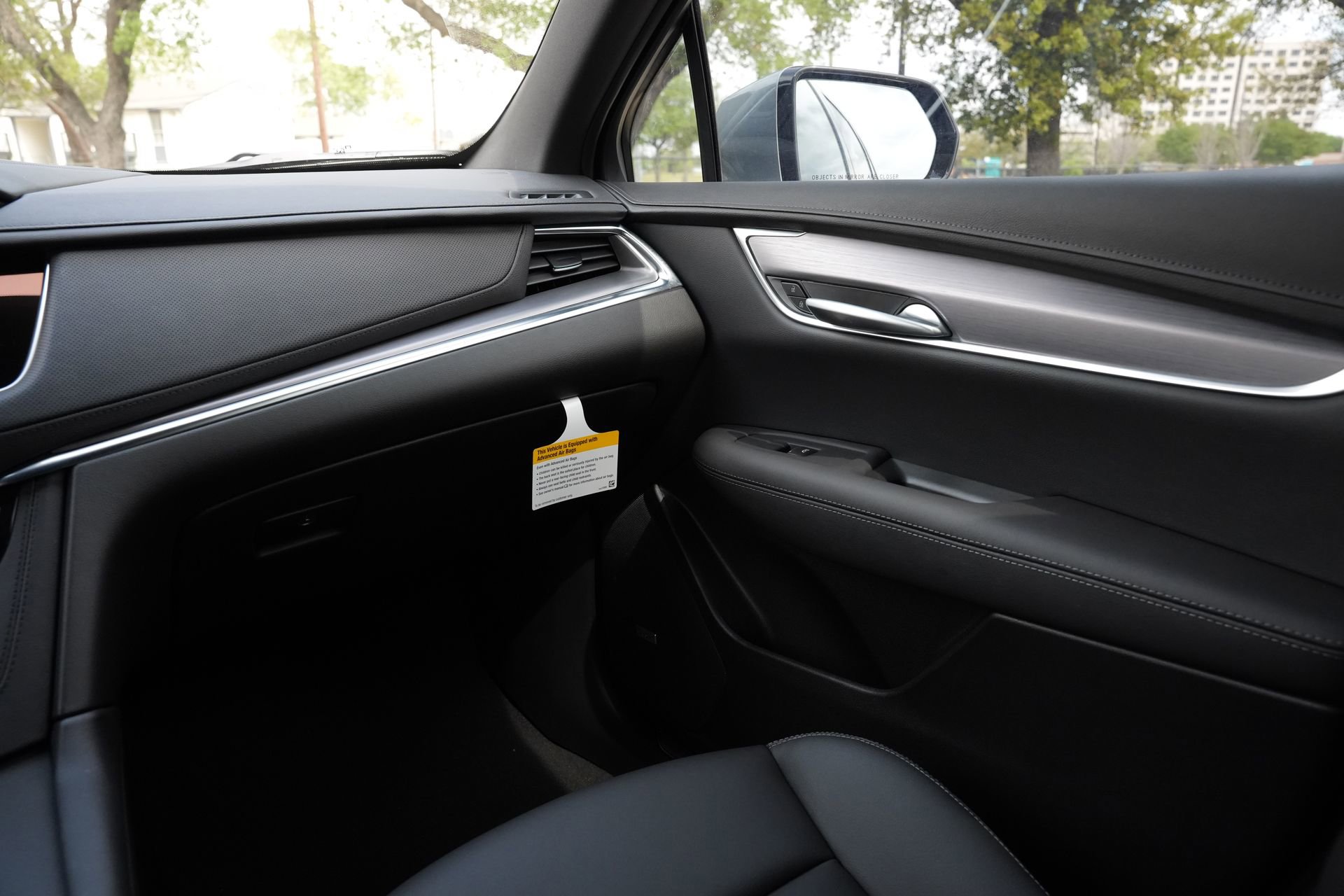 New 2026 Cadillac XT5 Luxury w/ LPO, Floor Liner Package image 8