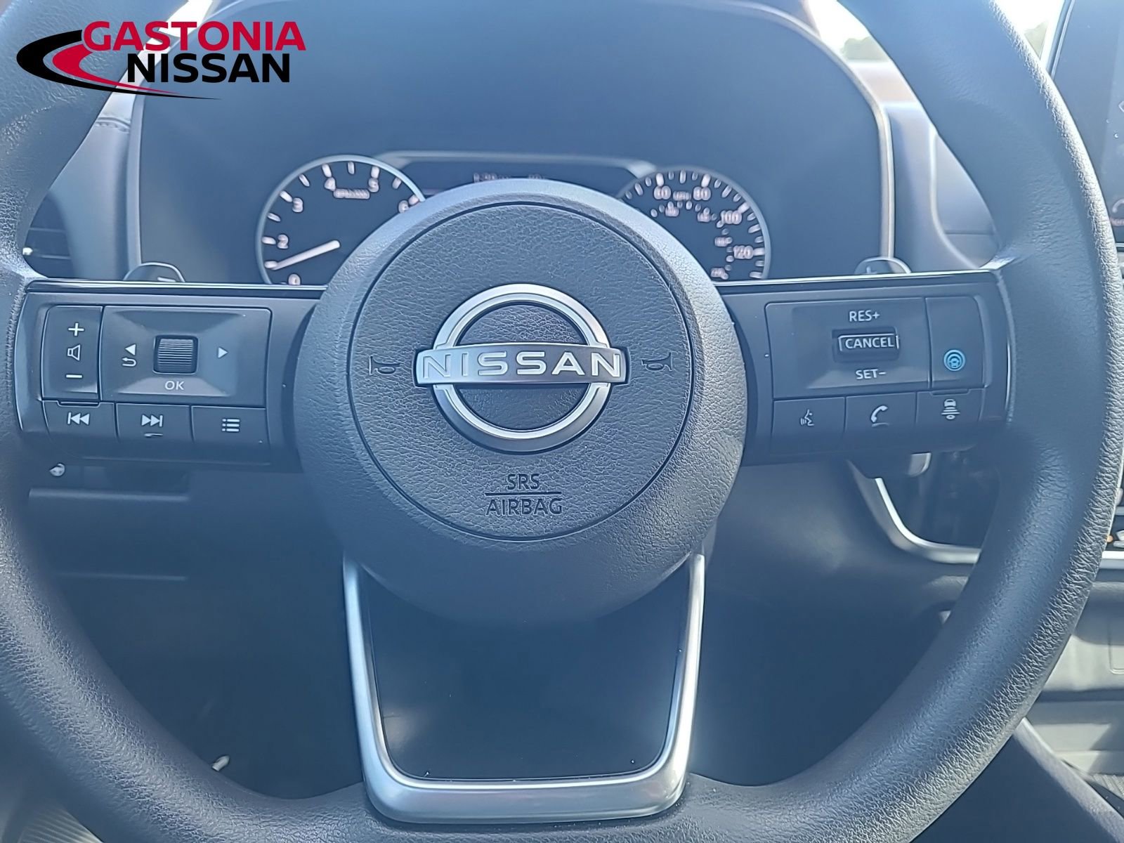 Used 2022 Nissan Rogue SV image 35