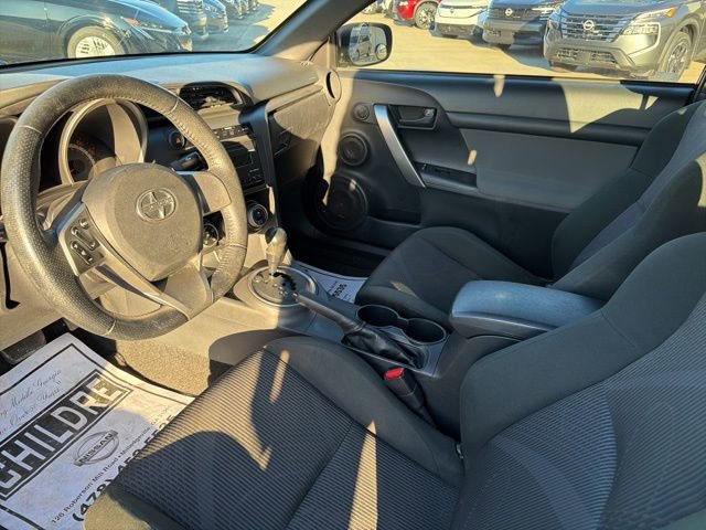 Used 2013 Scion tC image 10