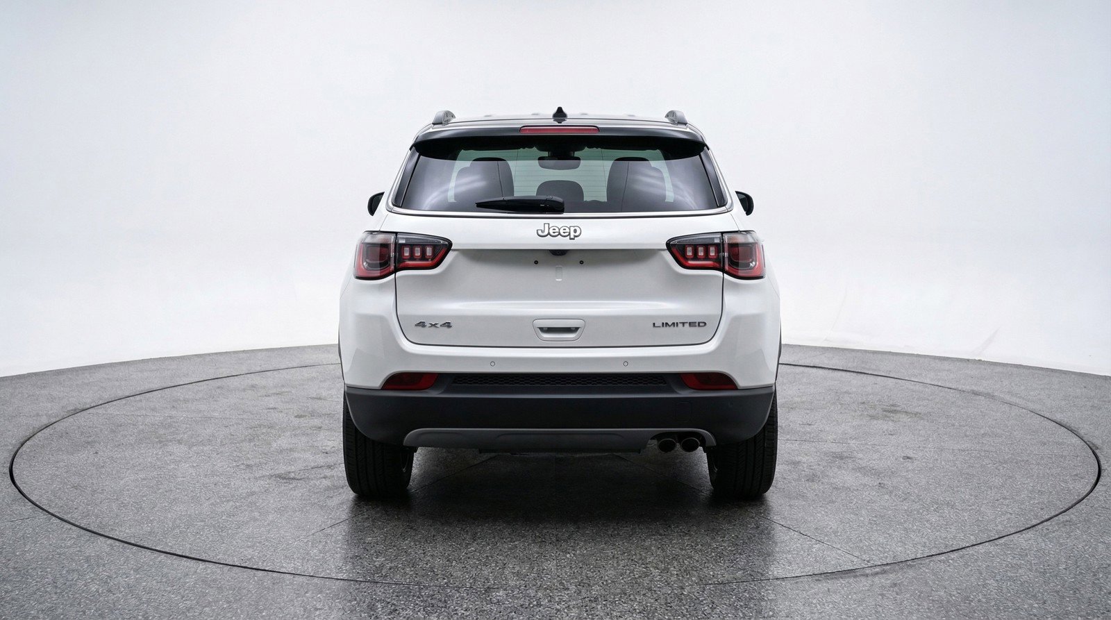 Used 2025 Jeep Compass Limited image 7