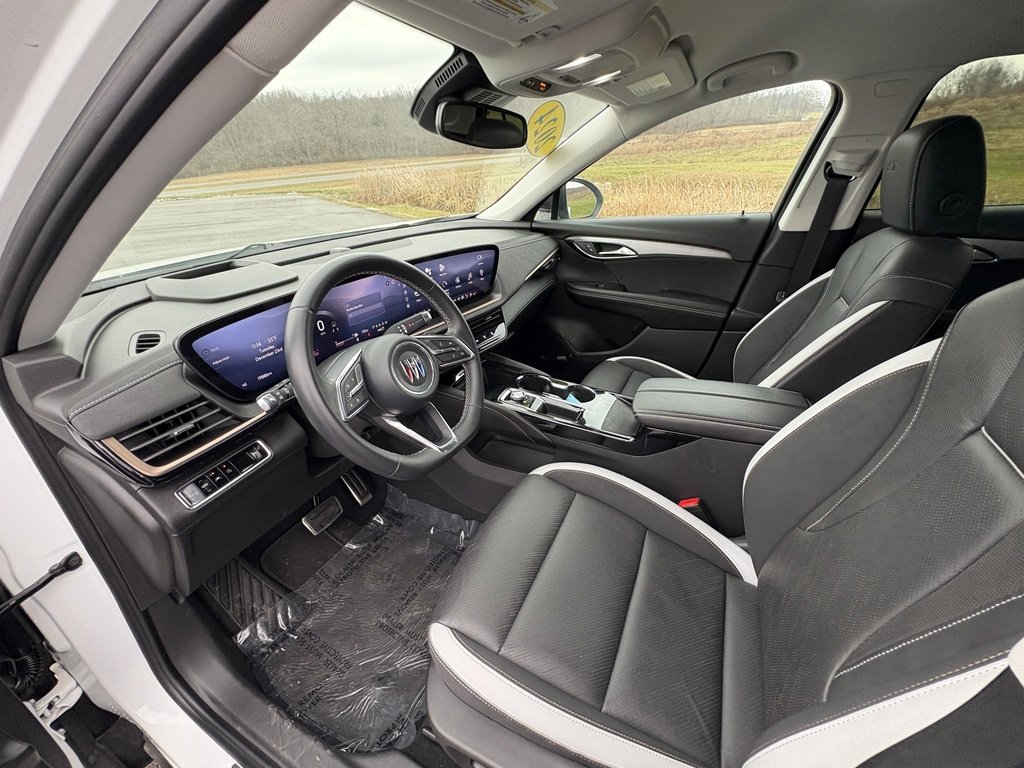 Used 2024 Buick Envision Sport Touring image 33