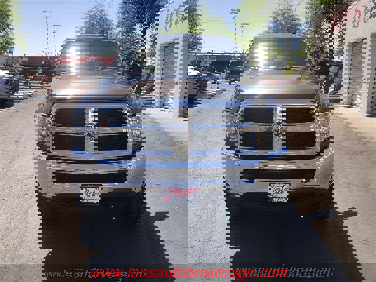 Used 2018 RAM 2500 Tradesman w/ Chrome Appearance Group image 4