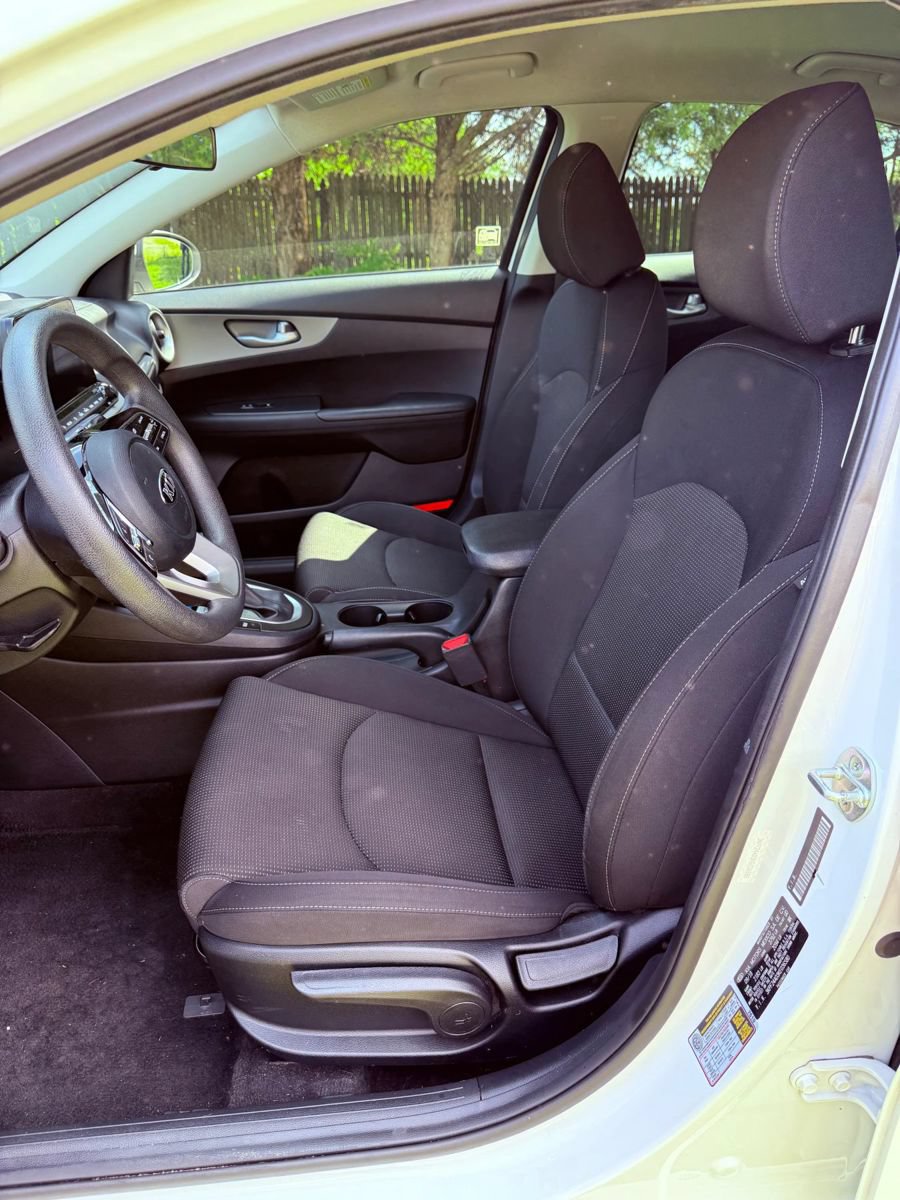 Used 2019 Kia Forte LXS FWD image 10