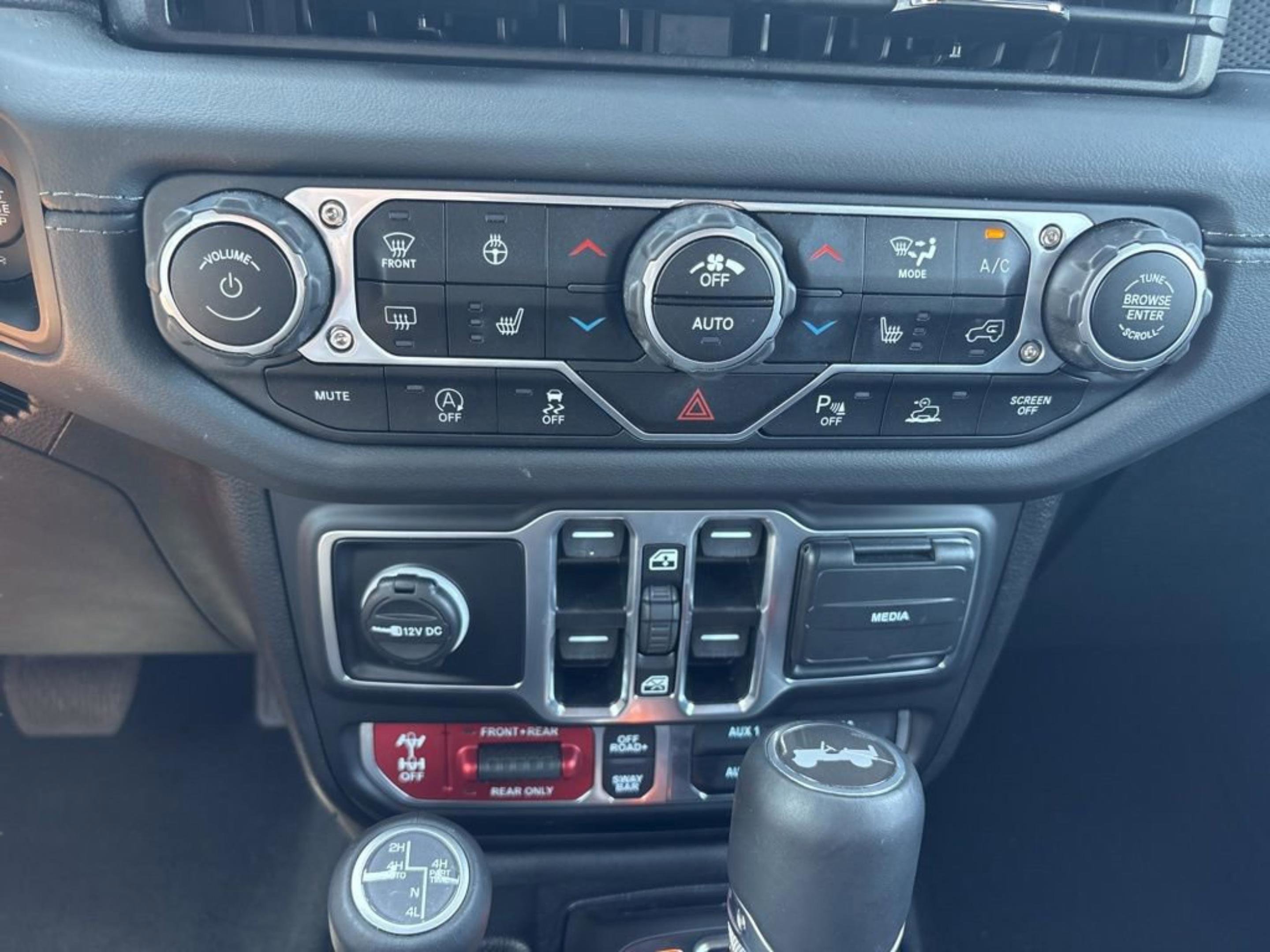 Used 2024 Jeep Wrangler Unlimited Rubicon image 19