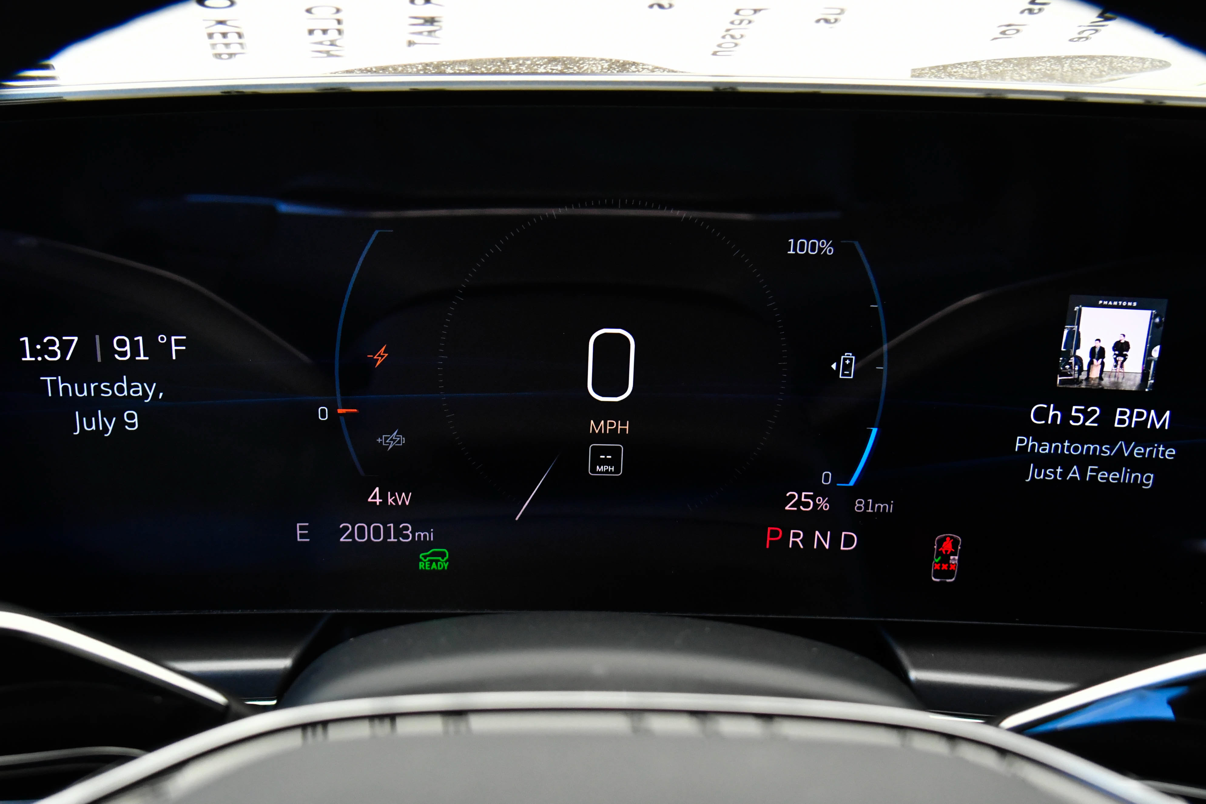 Used 2024 Cadillac Lyriq Tech RWD image 32