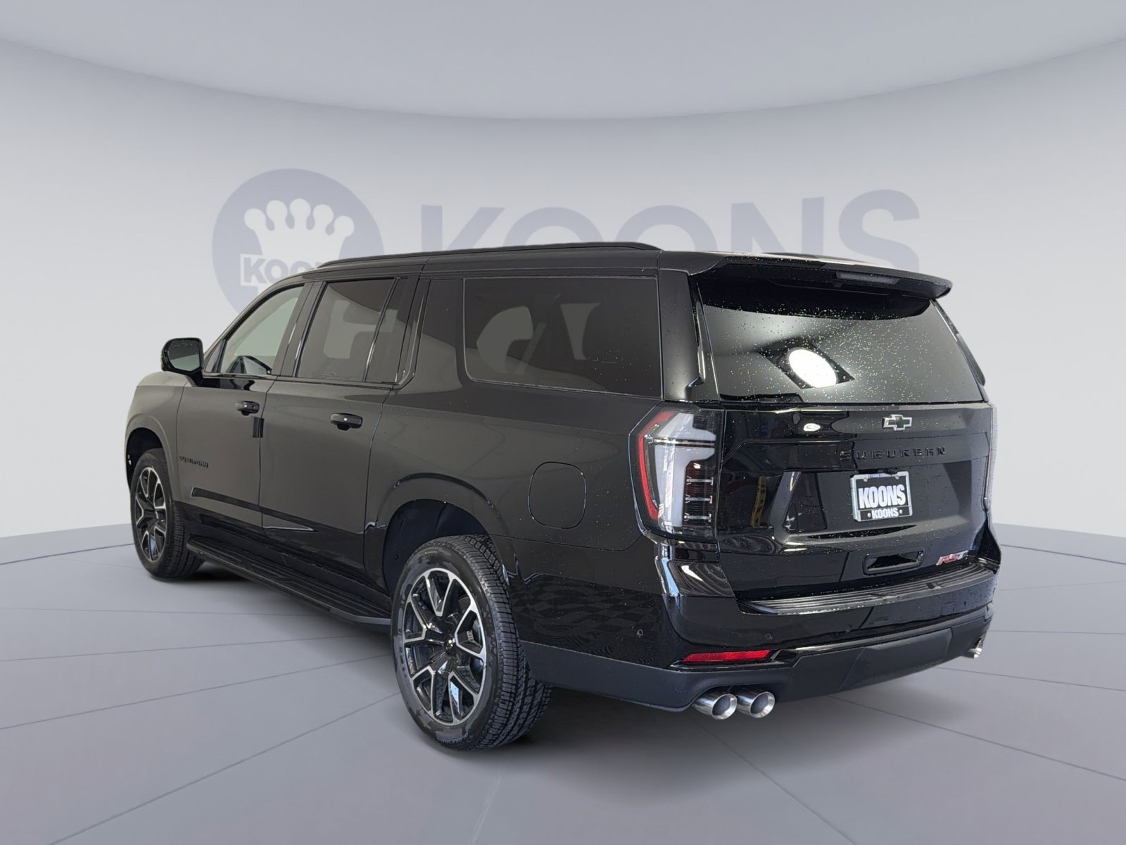 New 2026 Chevrolet Suburban RST w/ Comfort Package AWD/4WD image 4