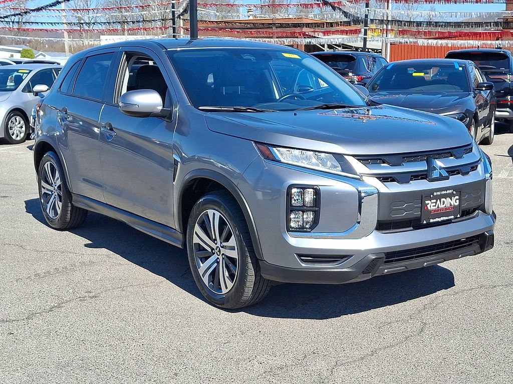 Used 2025 Mitsubishi Outlander Sport SE image 4