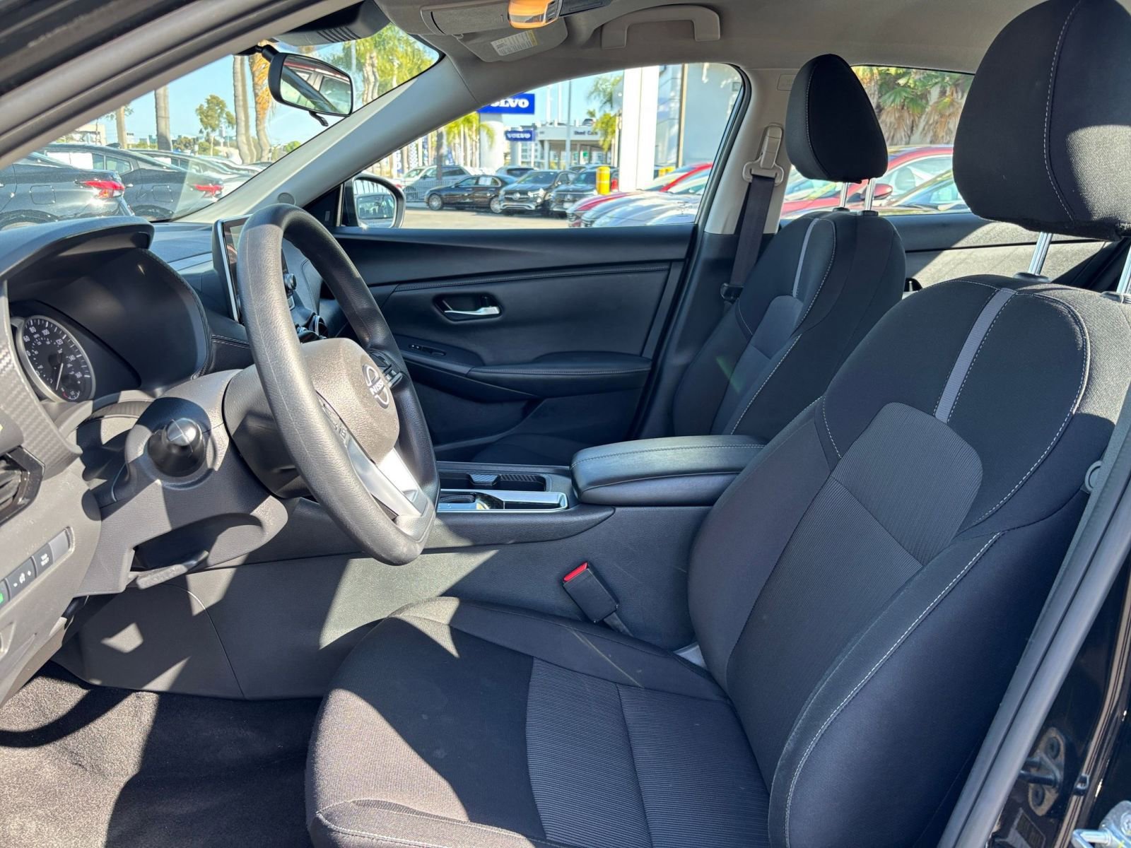 Used 2025 Nissan Sentra SV FWD image 24