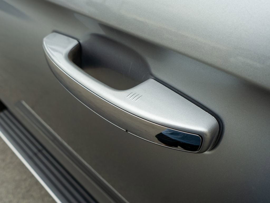 Used 2020 Ford Expedition Max Limited w/ Equipment Group 301A image 10