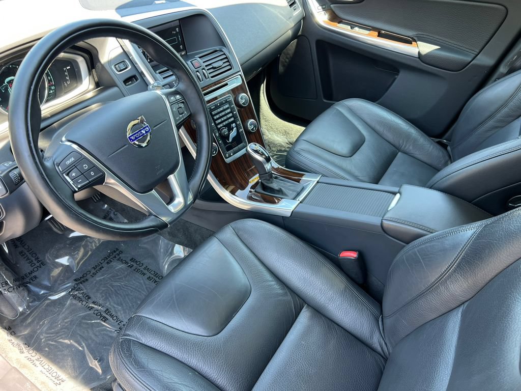 Used 2014 Volvo XC60 T6 AWD/4WD image 15