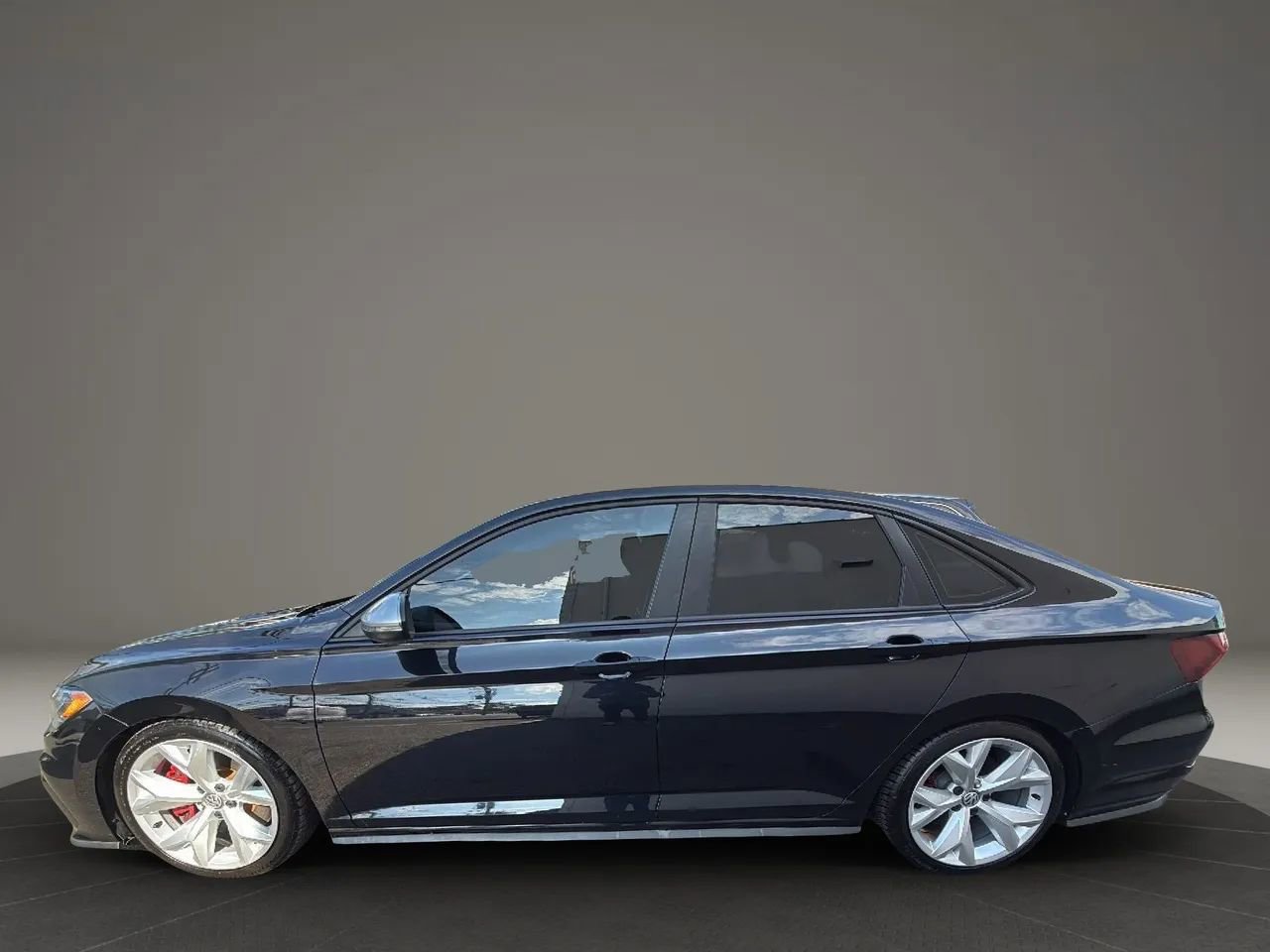 Used 2019 Volkswagen Jetta GLI image 8