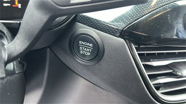 Used 2024 Ford Escape ST-Line image 15