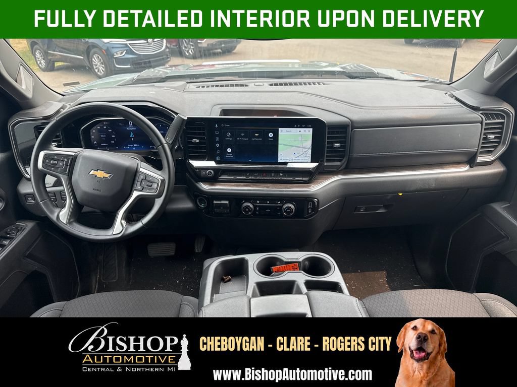 Used 2026 Chevrolet Silverado 2500 LT w/ Snow Plow Prep/Camper Package AWD/4WD image 3