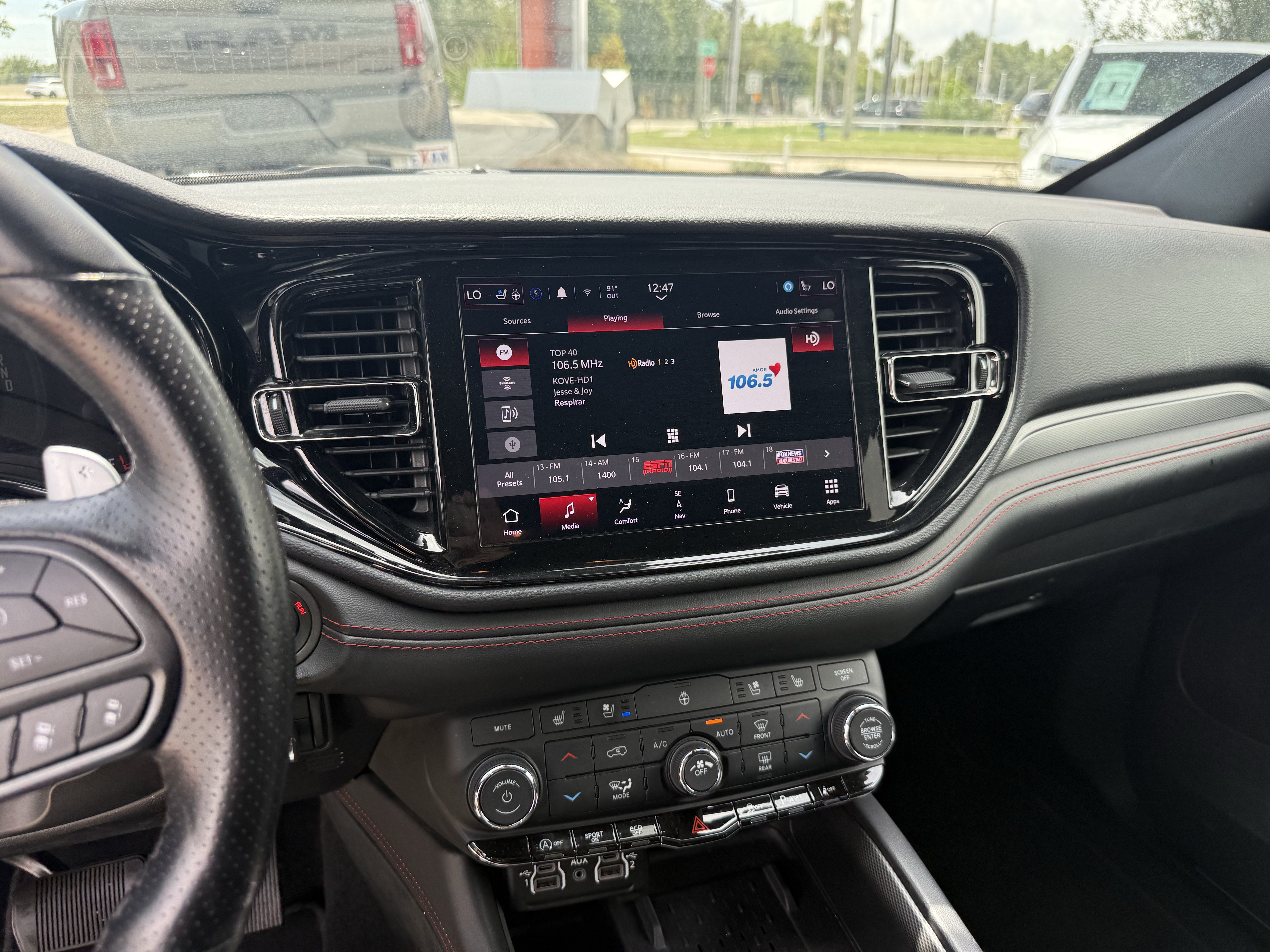 Used 2025 Dodge Durango GT AWD/4WD image 20