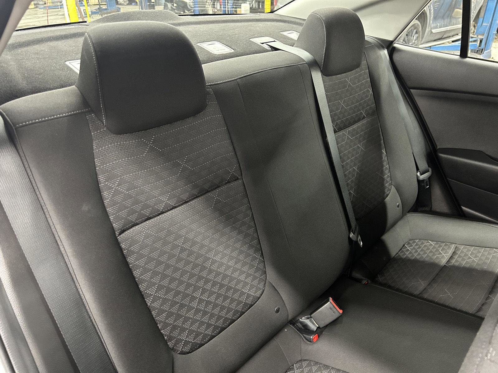 Used 2022 Kia Rio LX image 7