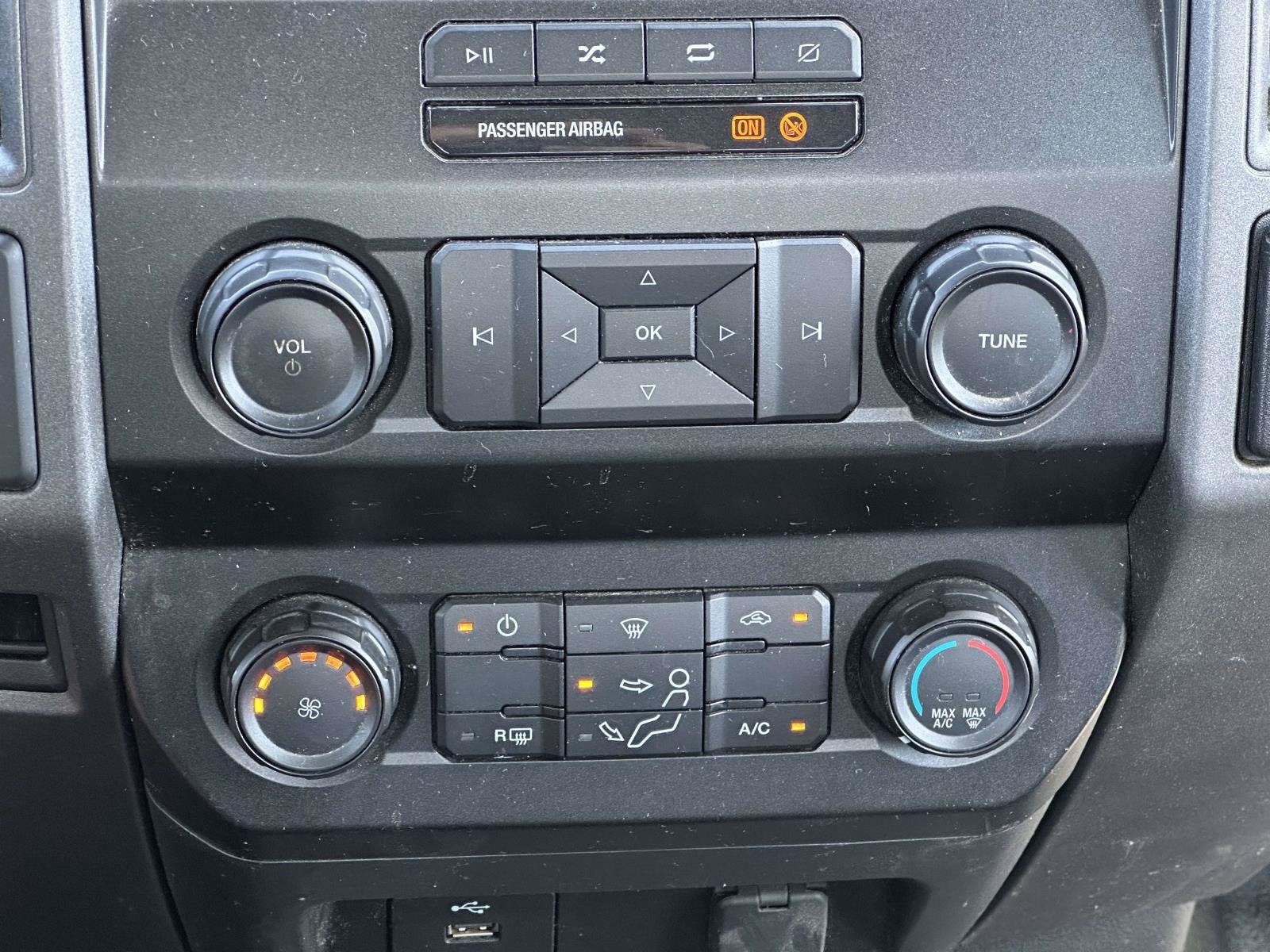 Used 2020 Ford F250 XL w/ Power Equipment Group AWD/4WD image 17