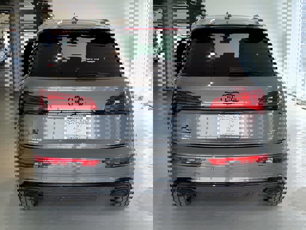 Used 2025 Audi Q5 2.0T Premium image 5