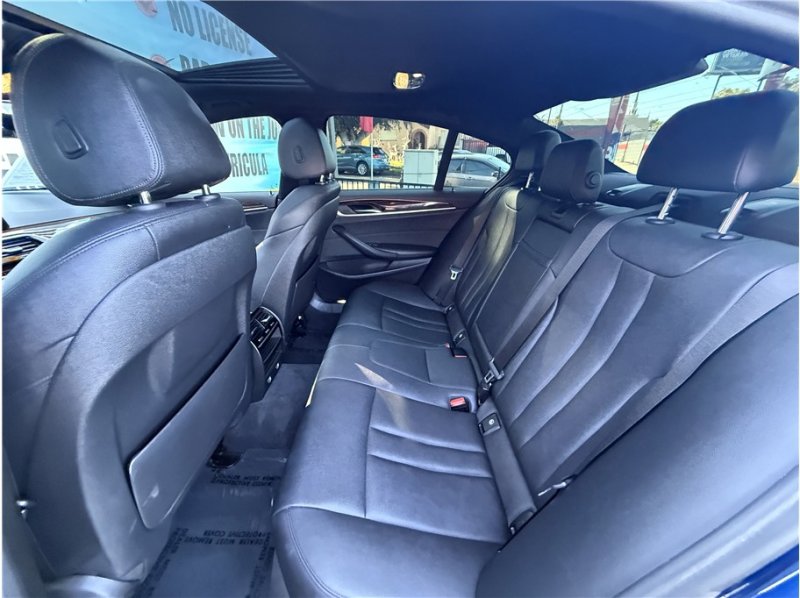 Used 2017 BMW 530i 530i Sedan 4D image 24