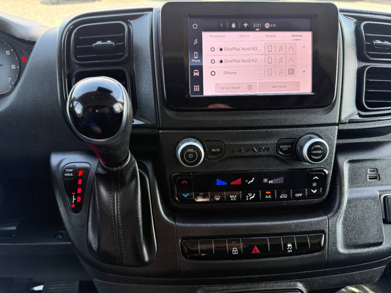 Used 2025 RAM ProMaster 2500 w/ Convenience Group image 33