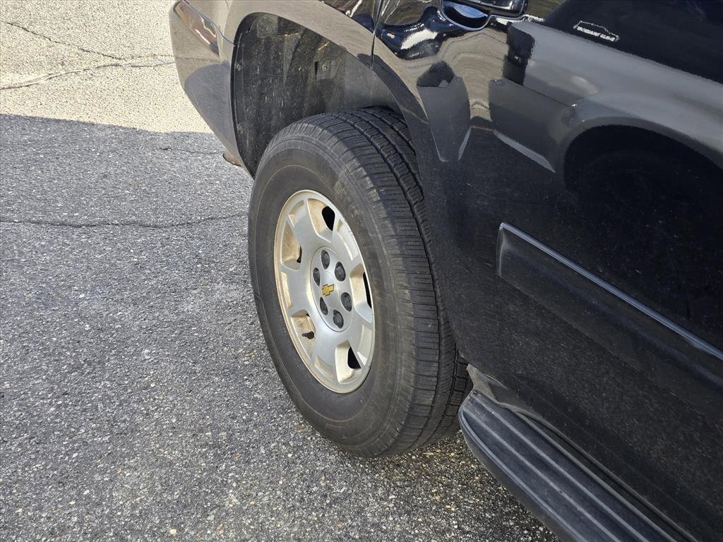 Used 2013 Chevrolet Tahoe LT image 12