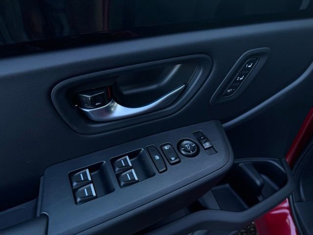 New 2025 Honda Pilot Touring image 14