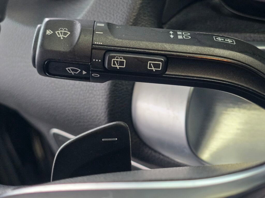 Used 2023 Mercedes-Benz GLB 250 4MATIC image 26