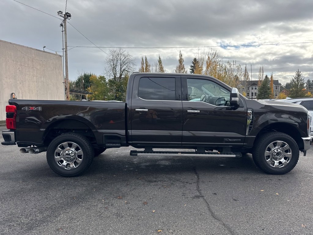 Used 2024 Ford F350 Lariat image 8