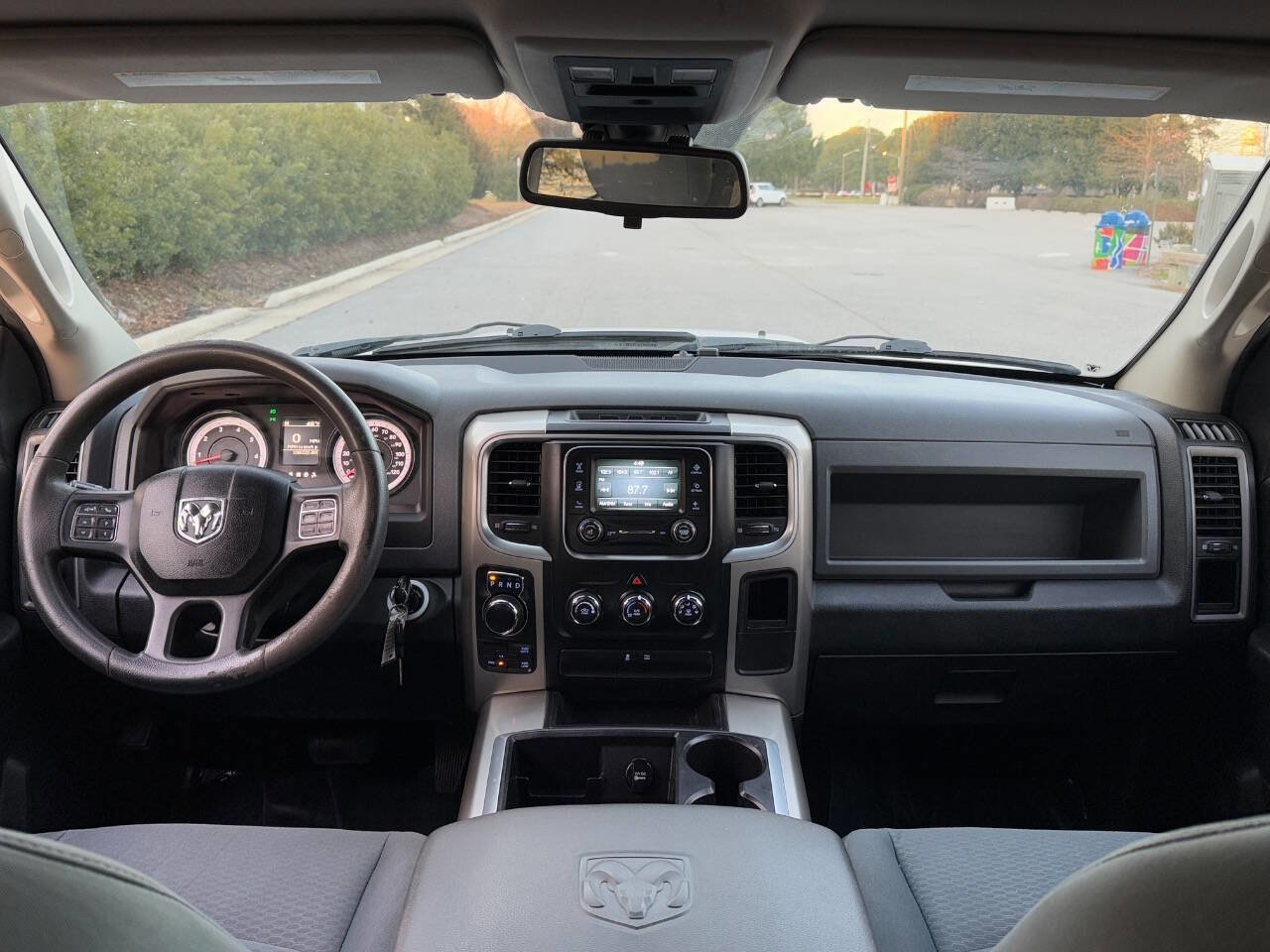 Used 2015 RAM 1500 Express AWD/4WD image 24
