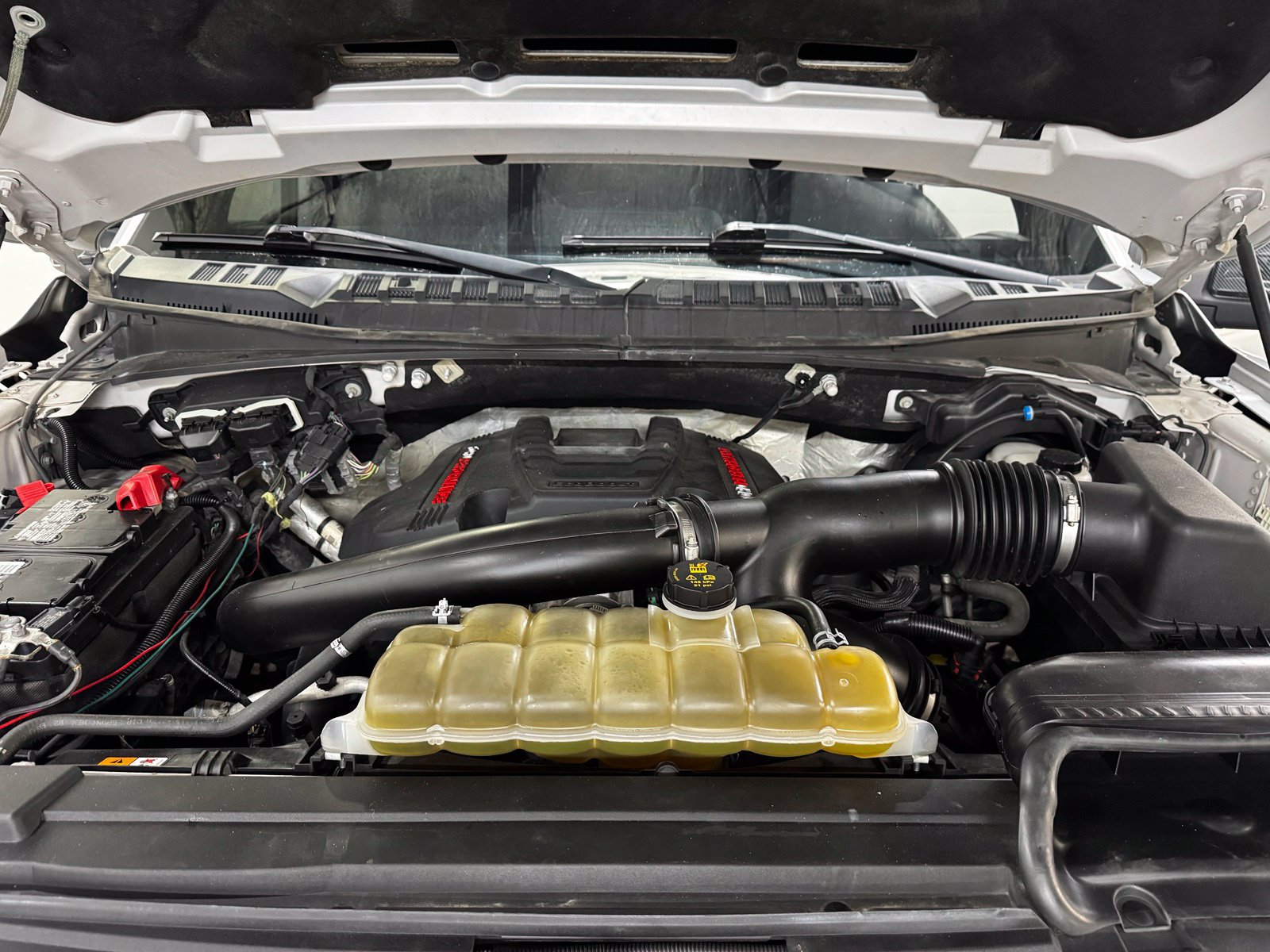 Used 2019 Ford F150 Raptor AWD/4WD image 11