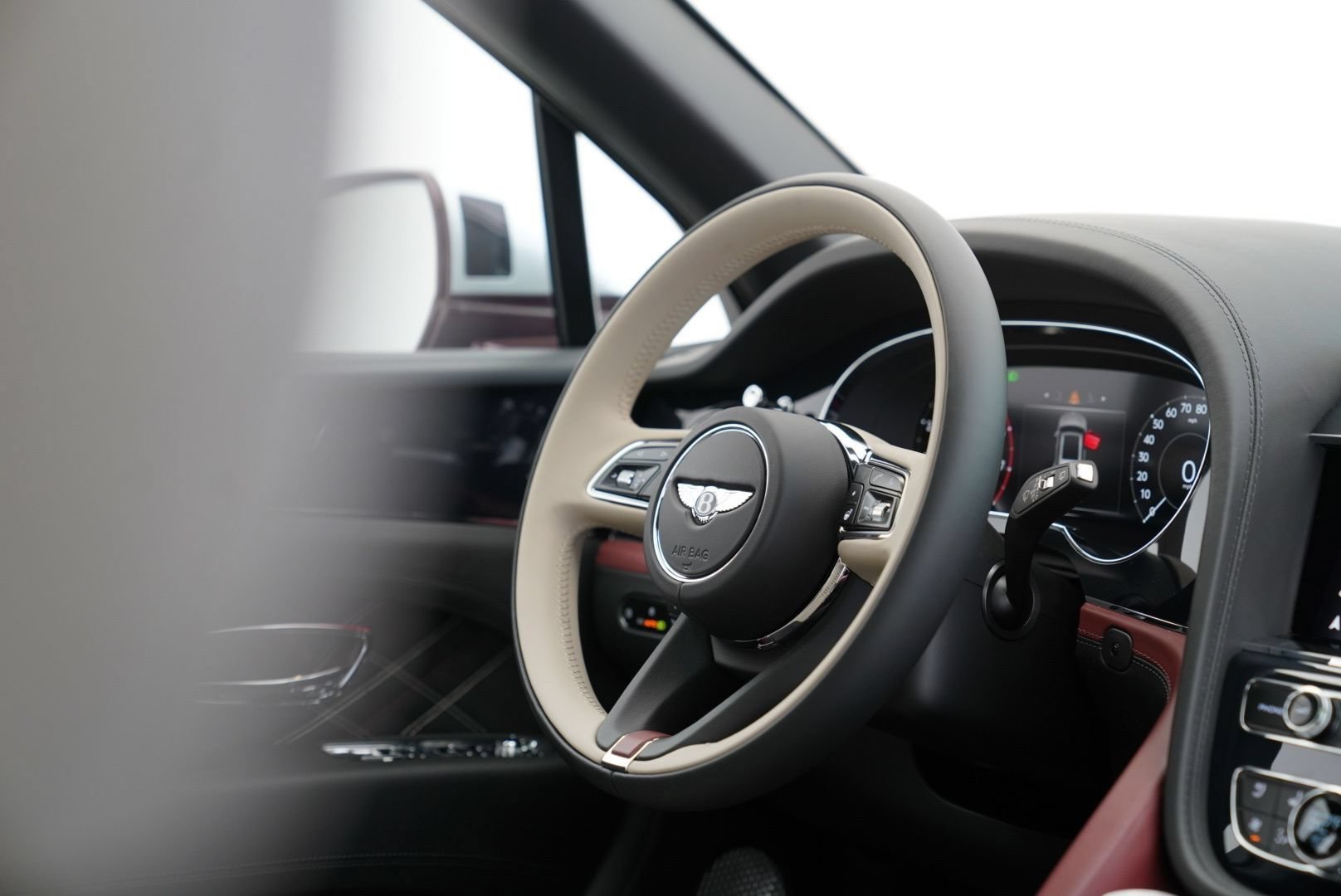 New 2026 Bentley Bentayga Extended Wheelbase AWD/4WD image 41