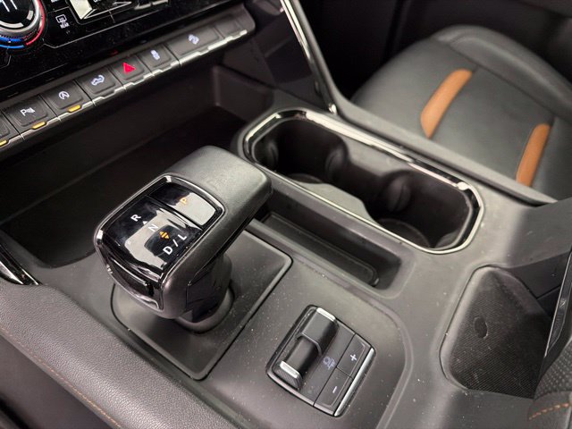 Used 2024 GMC Sierra 1500 AT4 w/ Technology Package AWD/4WD image 30
