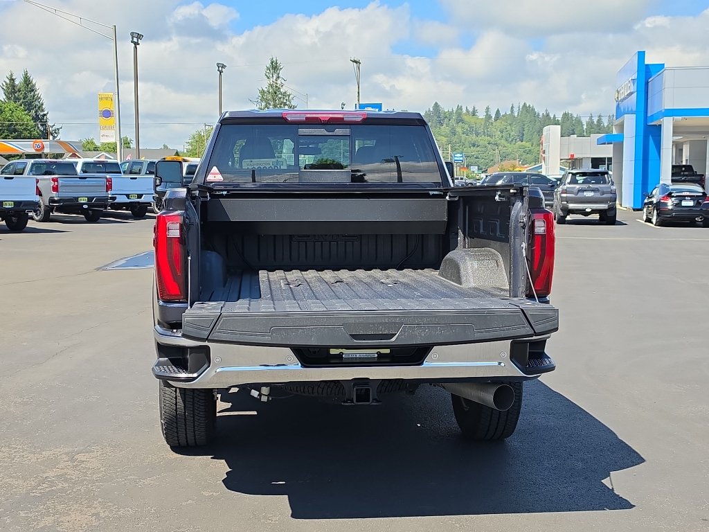 Certified 2024 GMC Sierra 3500 SLT w/ SLT Premium Package AWD/4WD image 10