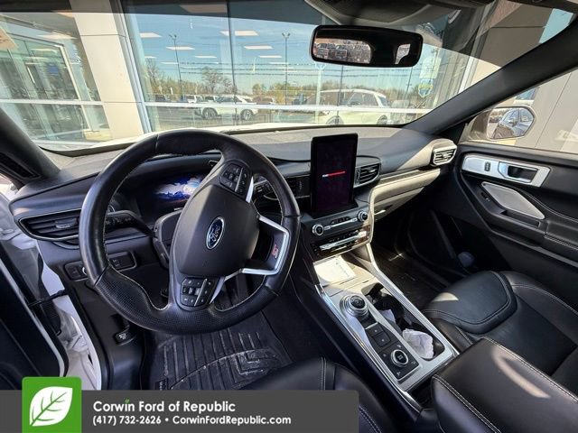 Used 2020 Ford Explorer ST w/ ST Street Pack image 11