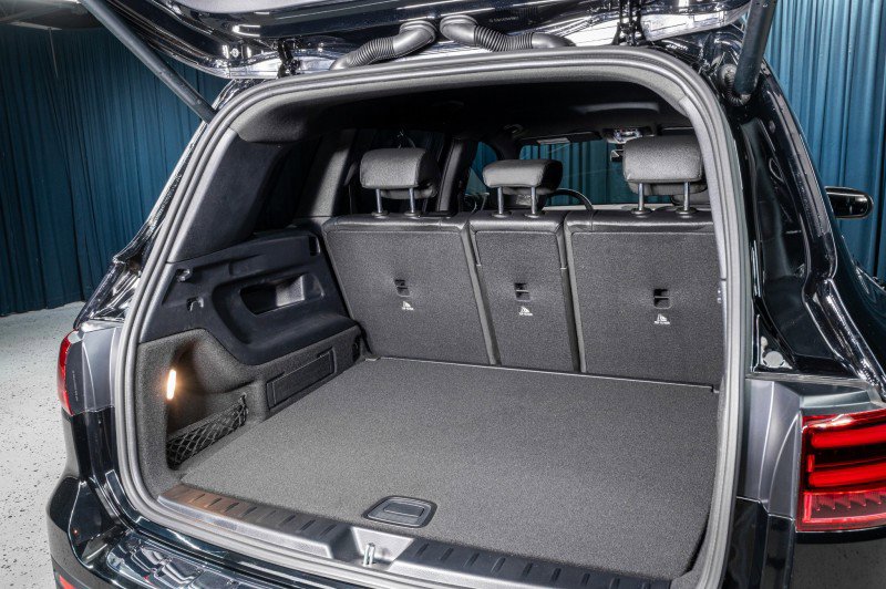 New 2025 Mercedes-Benz GLB 250 image 6