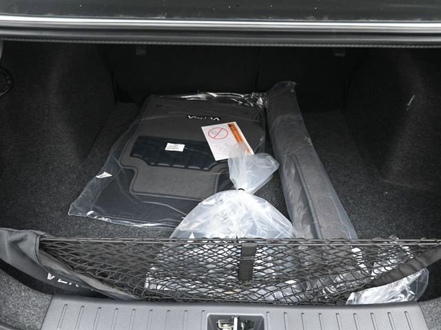 New 2025 Nissan Versa SV w/ Trunk Package FWD image 27