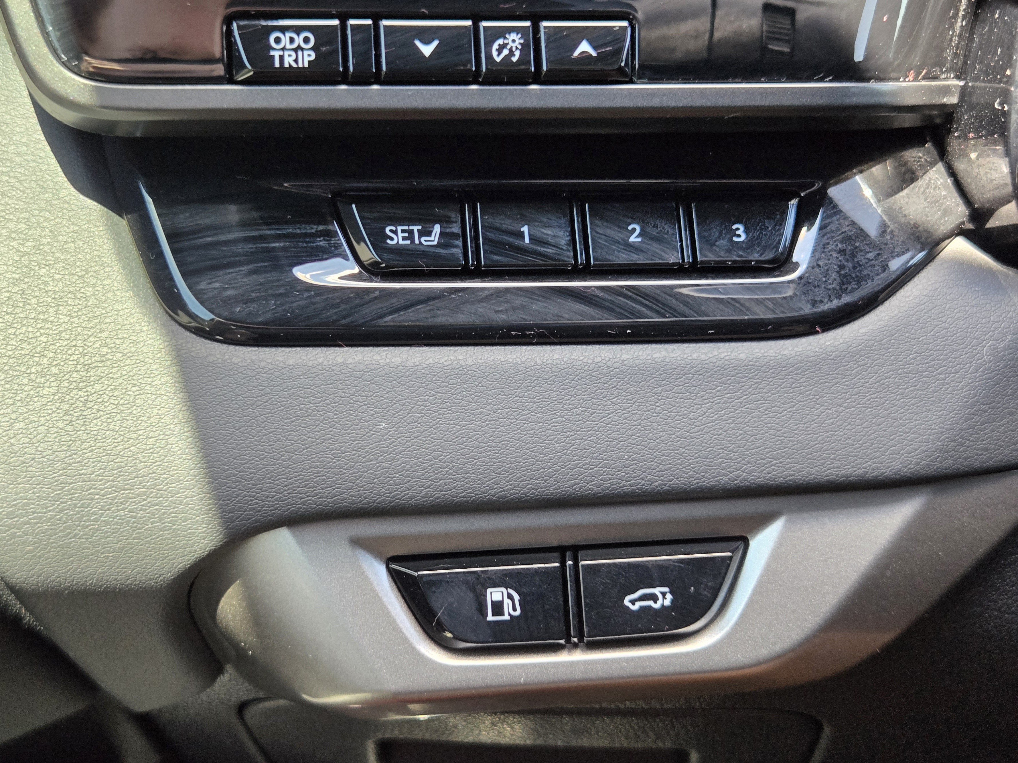 Used 2024 Lexus RX 350 Premium Plus w/ Convenience Package FWD image 24